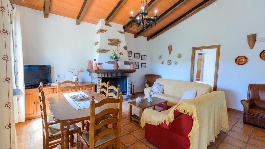 Casa Rural El Guindo มาลากา ภายนอก รูปภาพ